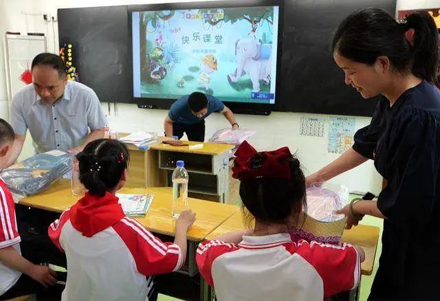 同闻书香成长·爱心浸润特校